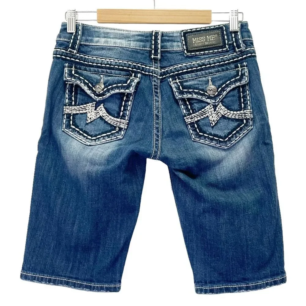 Miss Me Irene Bermuda Shorts Back Flap Y2K Long Jean Shorts Seaside Wash Size 28